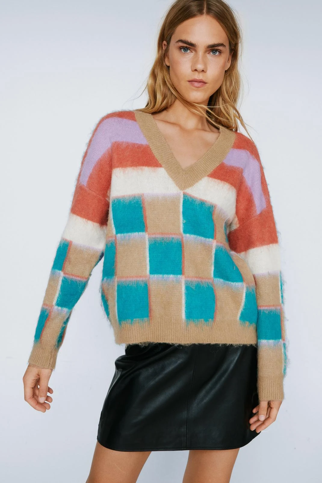 Check Print V-Neck Knitted Sweater - Image 2