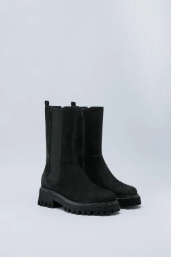 Real Leather Chunky Longline Chelsea Boot 8 Real Leather Chunky Longline Chelsea Boot -Nasty Gal shop womens black real leather chunky longline chelsea boot 1 2