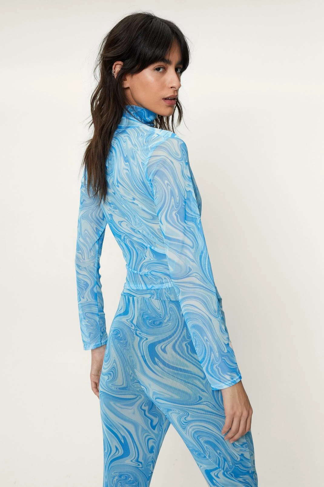 Swirling Marble Print Mesh Cropped Top - Image 3