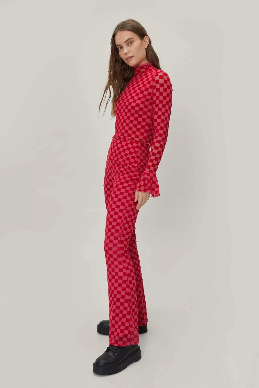 Plaiderboard Print Kick Flared Pants - Image 4