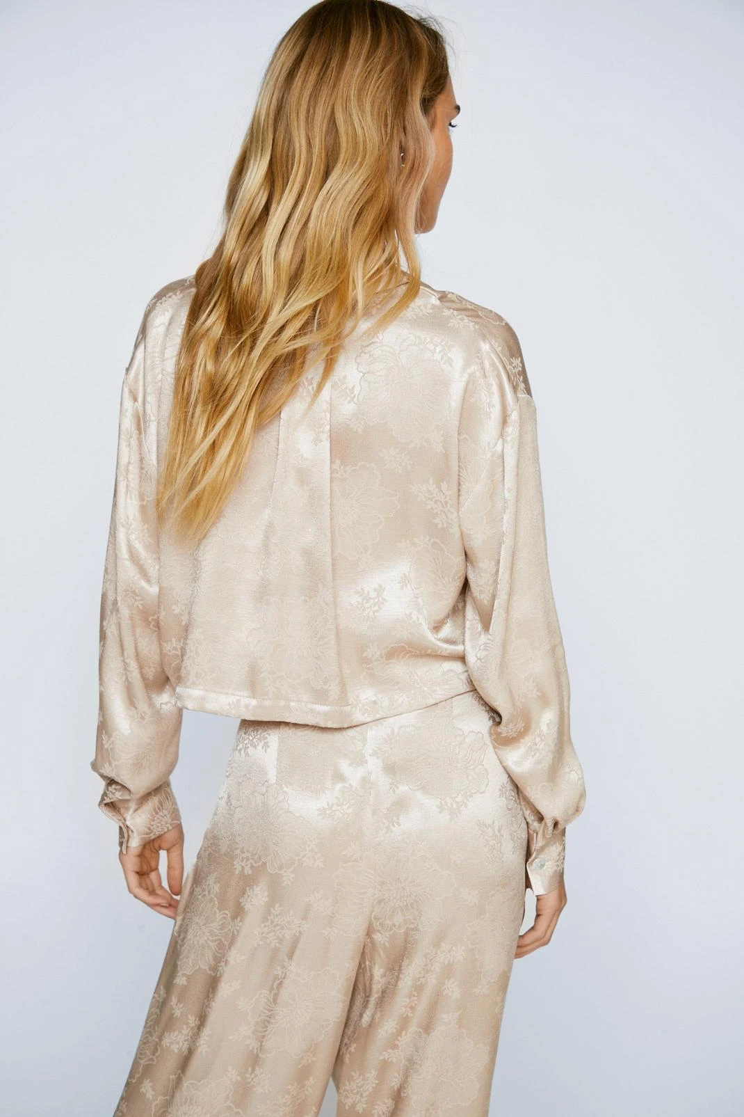 Satin Jacquard Relaxed Cropped Shirt - Image 6