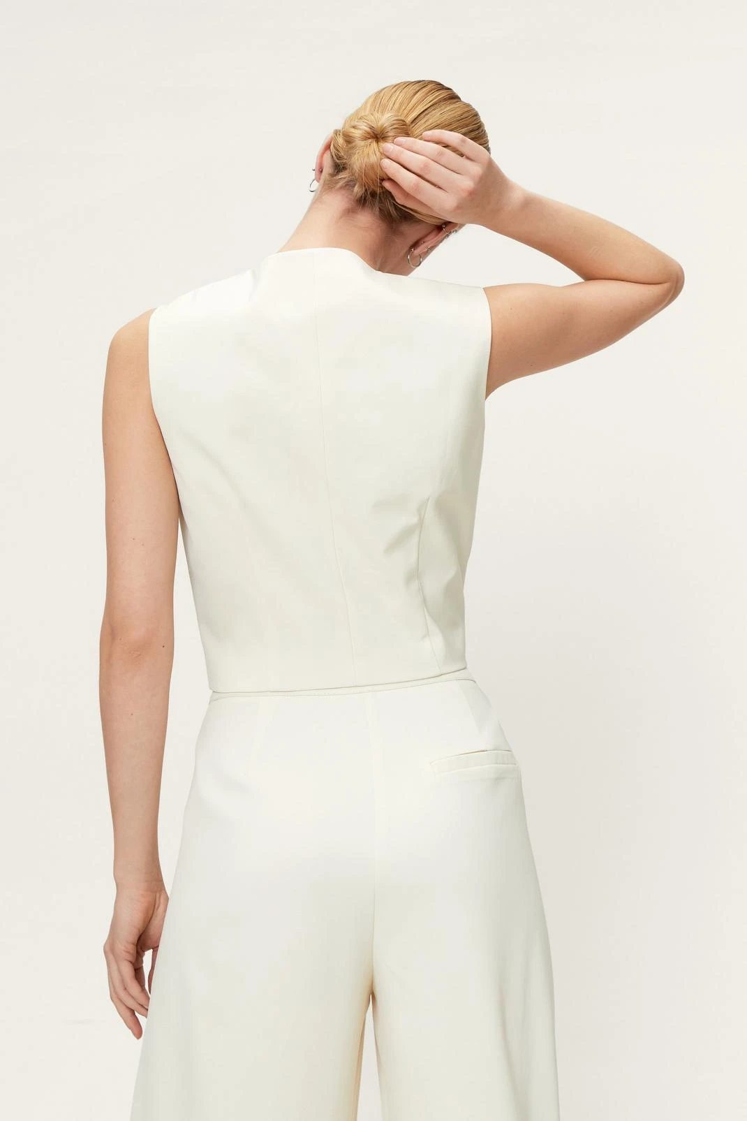 Cropped Tailored Single Breasted Vest - Image 6