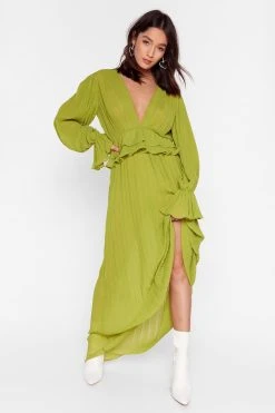 Ruffle Plunging Pleated Maxi Dress