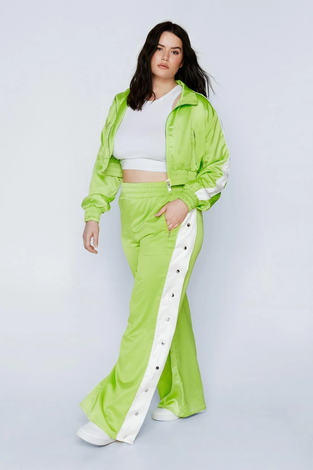 Plus Size Satin Popper Detail Pants - Image 4