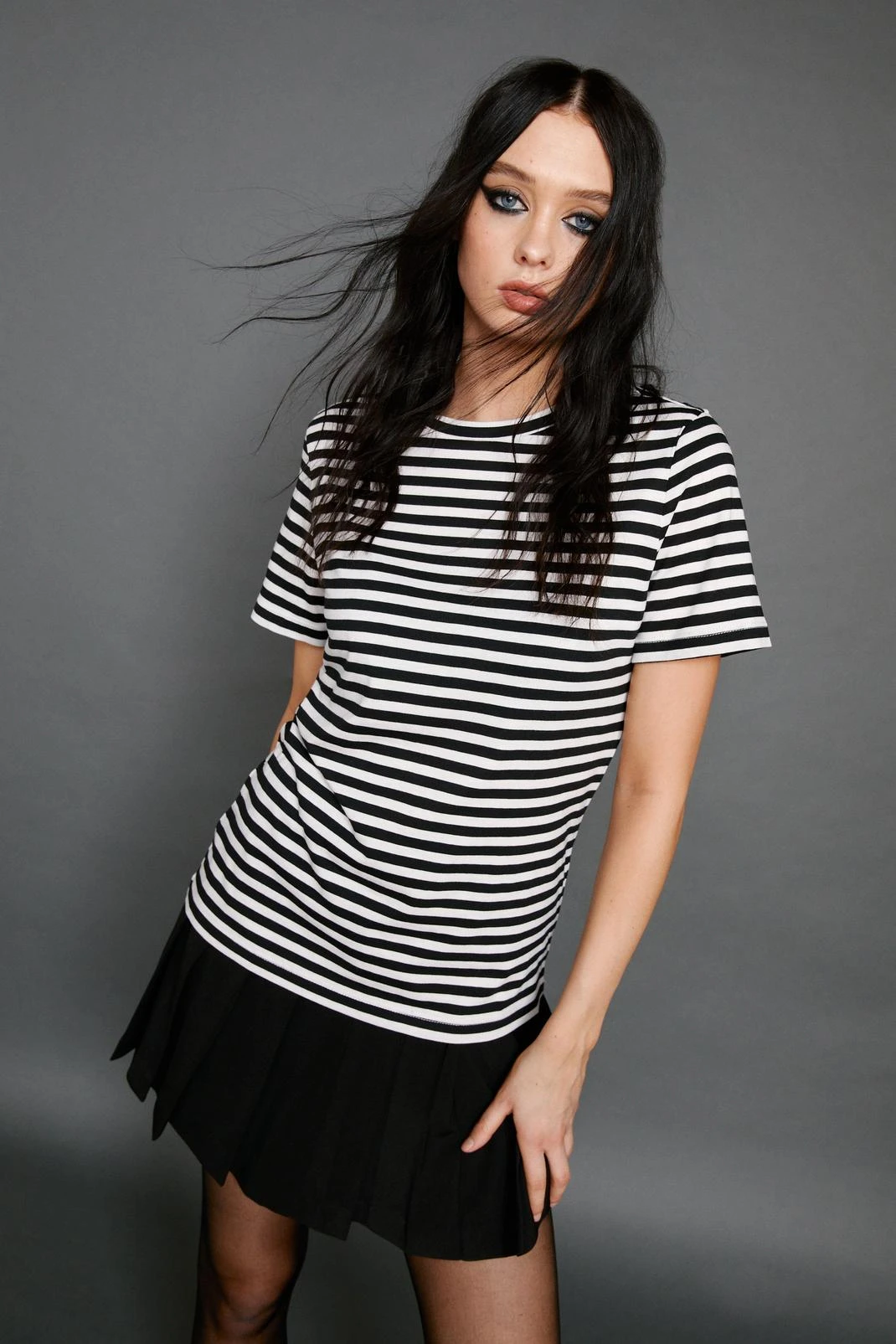 Short Sleeved Striped T-shirt - Image 4