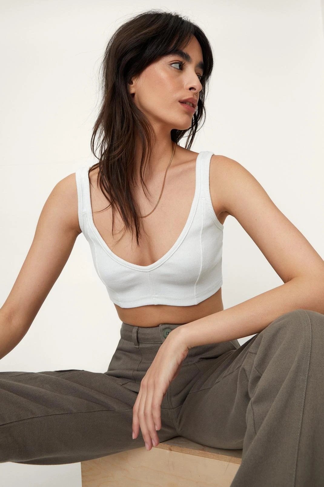 Premium Ribbed V Neck Crop Bralette - Image 10