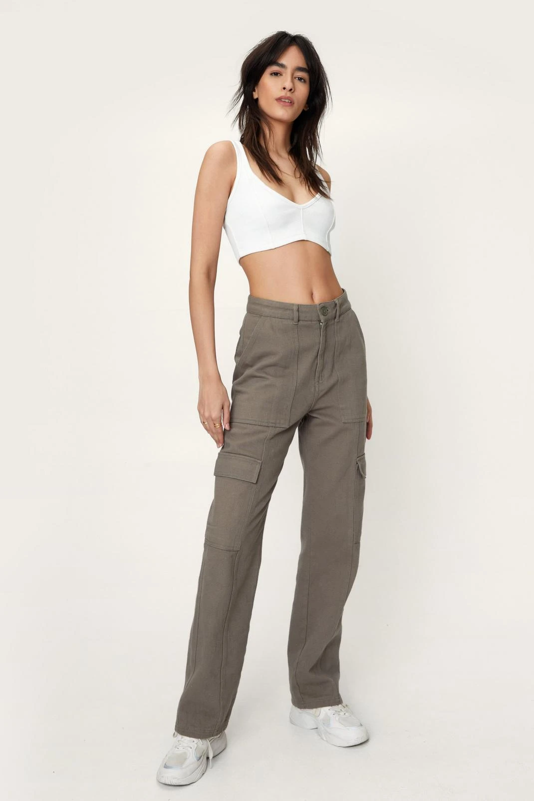 Premium Ribbed V Neck Crop Bralette - Image 4